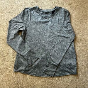 ATHLETA Sun Lover Split Back Tulip UPF Long Sleeve Thumb Hole Gray Top Sz Large
